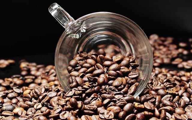 Kofeina – ile jest jej w kawie i jak dziala